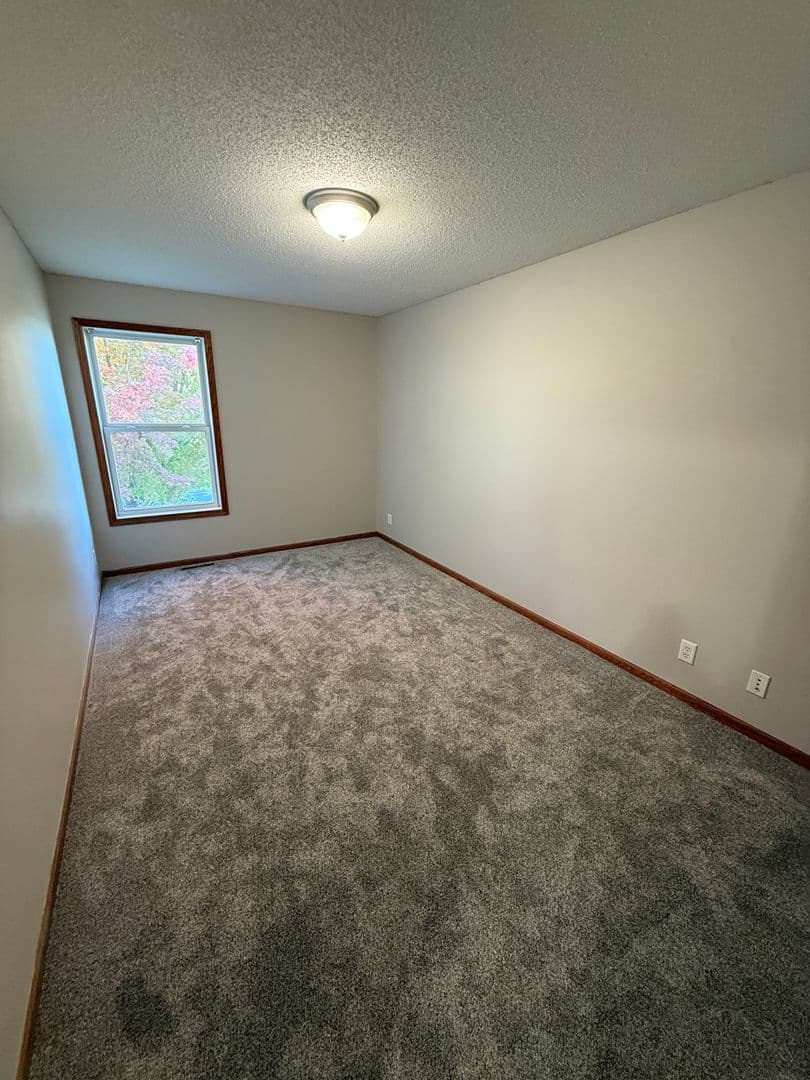 Northfield House: 2338 Elianna Drive