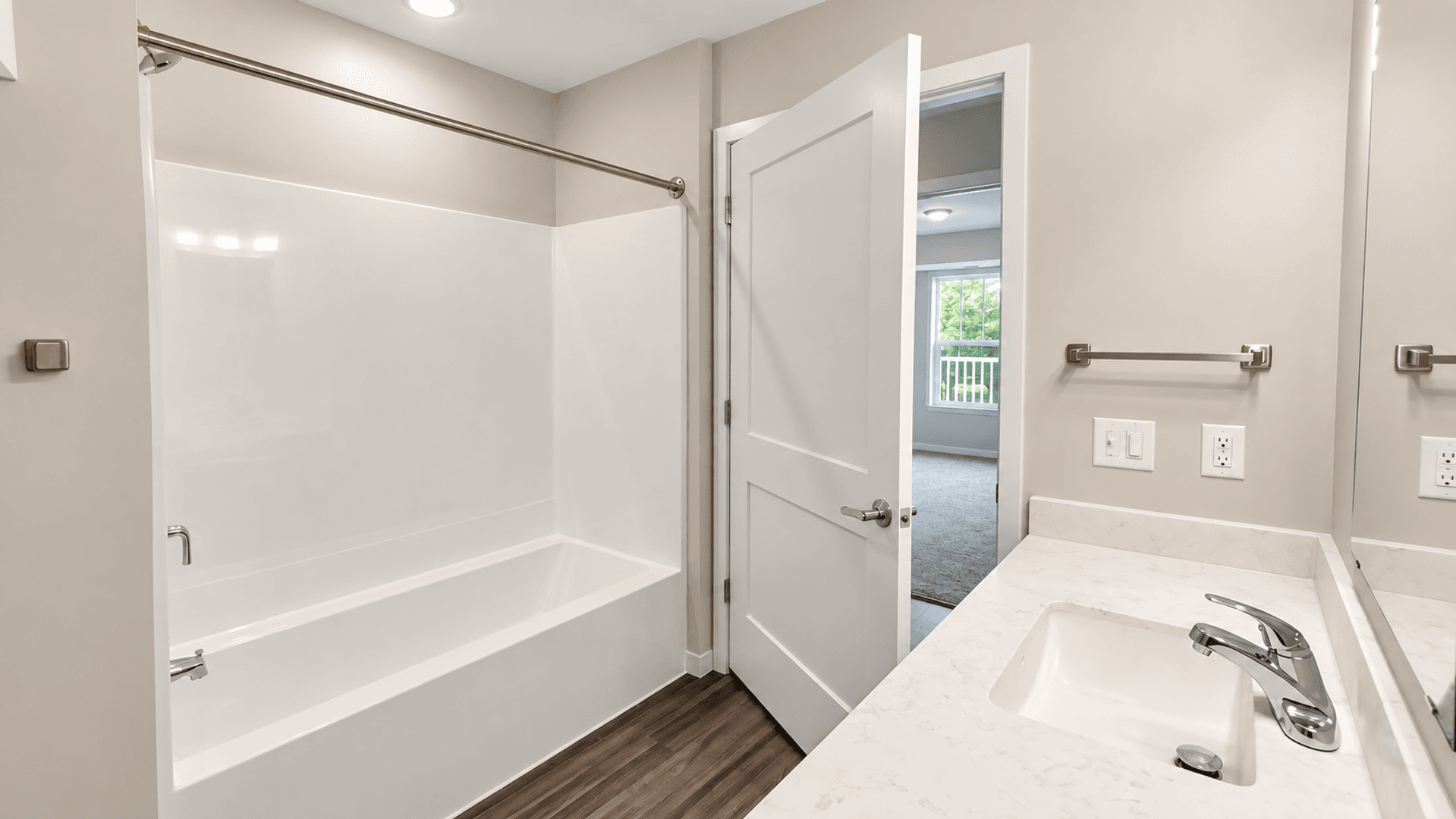 Waseca Apartment: 200 19th Ave NW