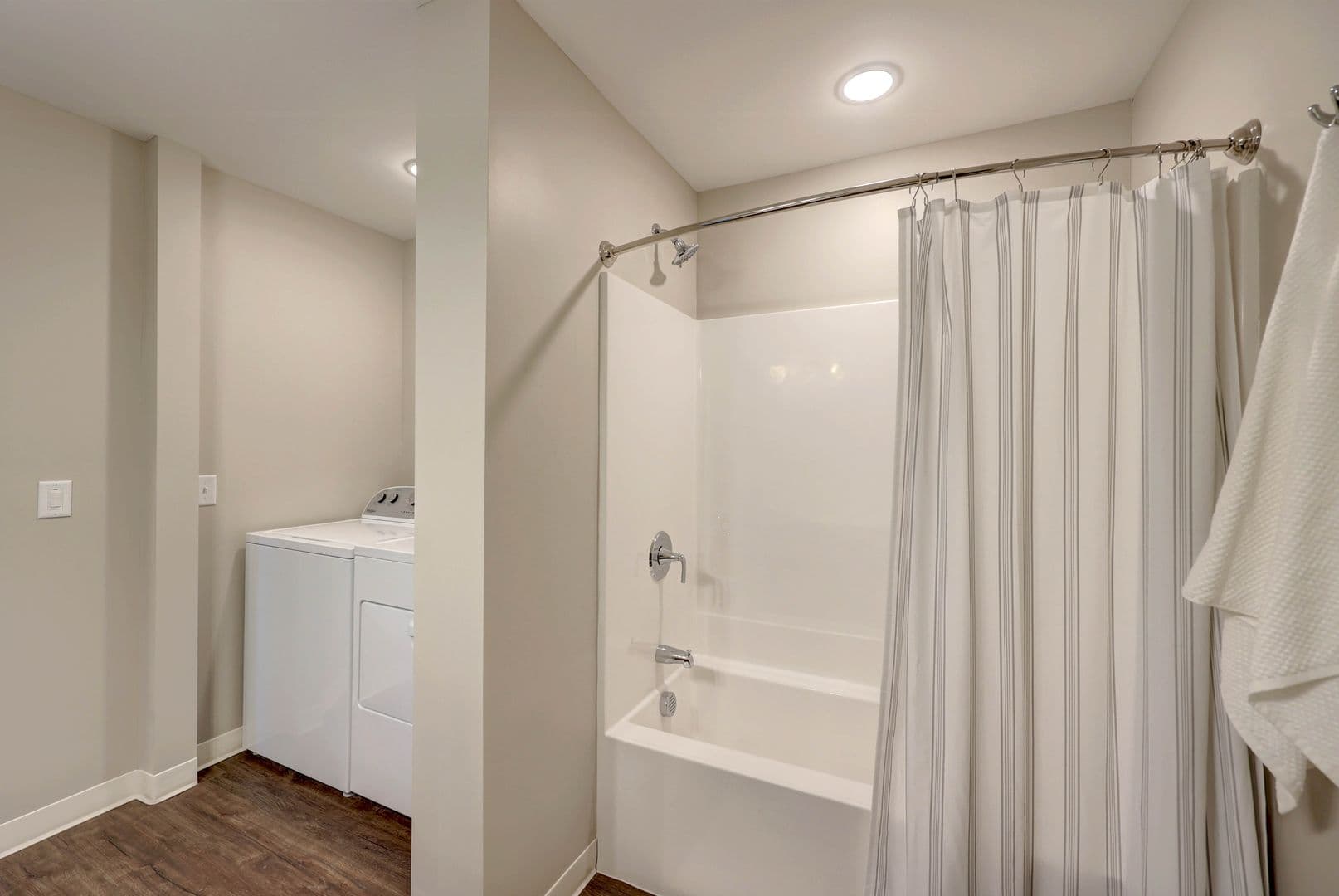 Jackson Apartment: 381 Whitetail Lane