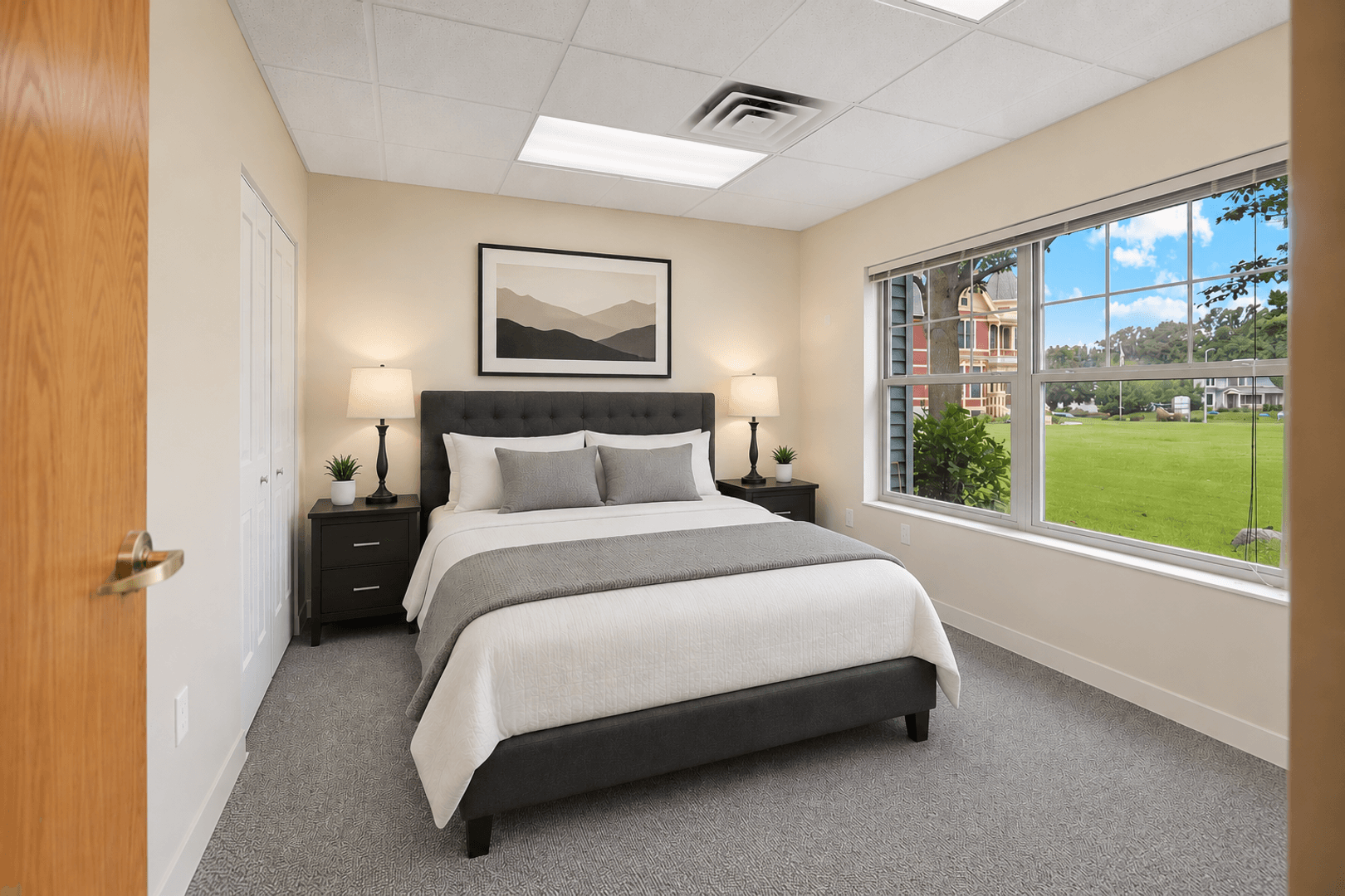 Kenyon Apartment: 215 Huseth Street