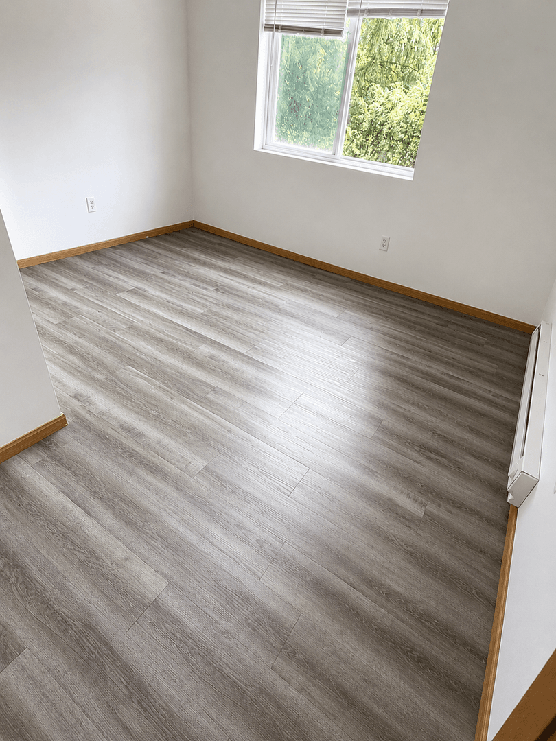 Faribault Apartment: 1711 SW 2nd Street - 4