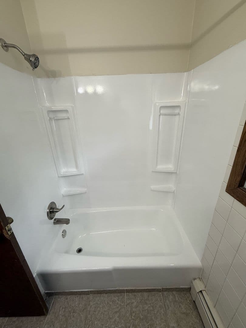 Faribault Townhome: 946 Willow Street