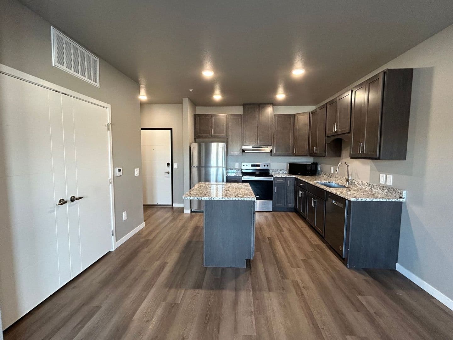 Northfield Apartment: 801 Kraewood Drive