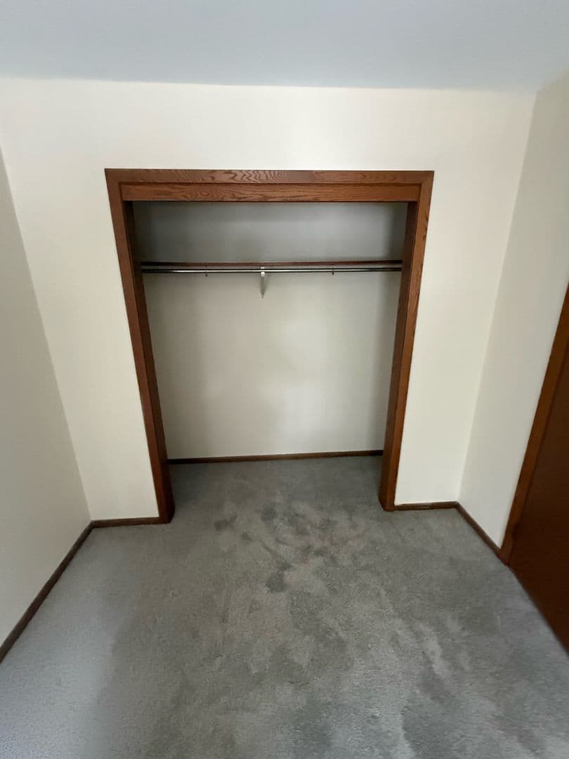 Faribault Townhome: 946 Willow Street