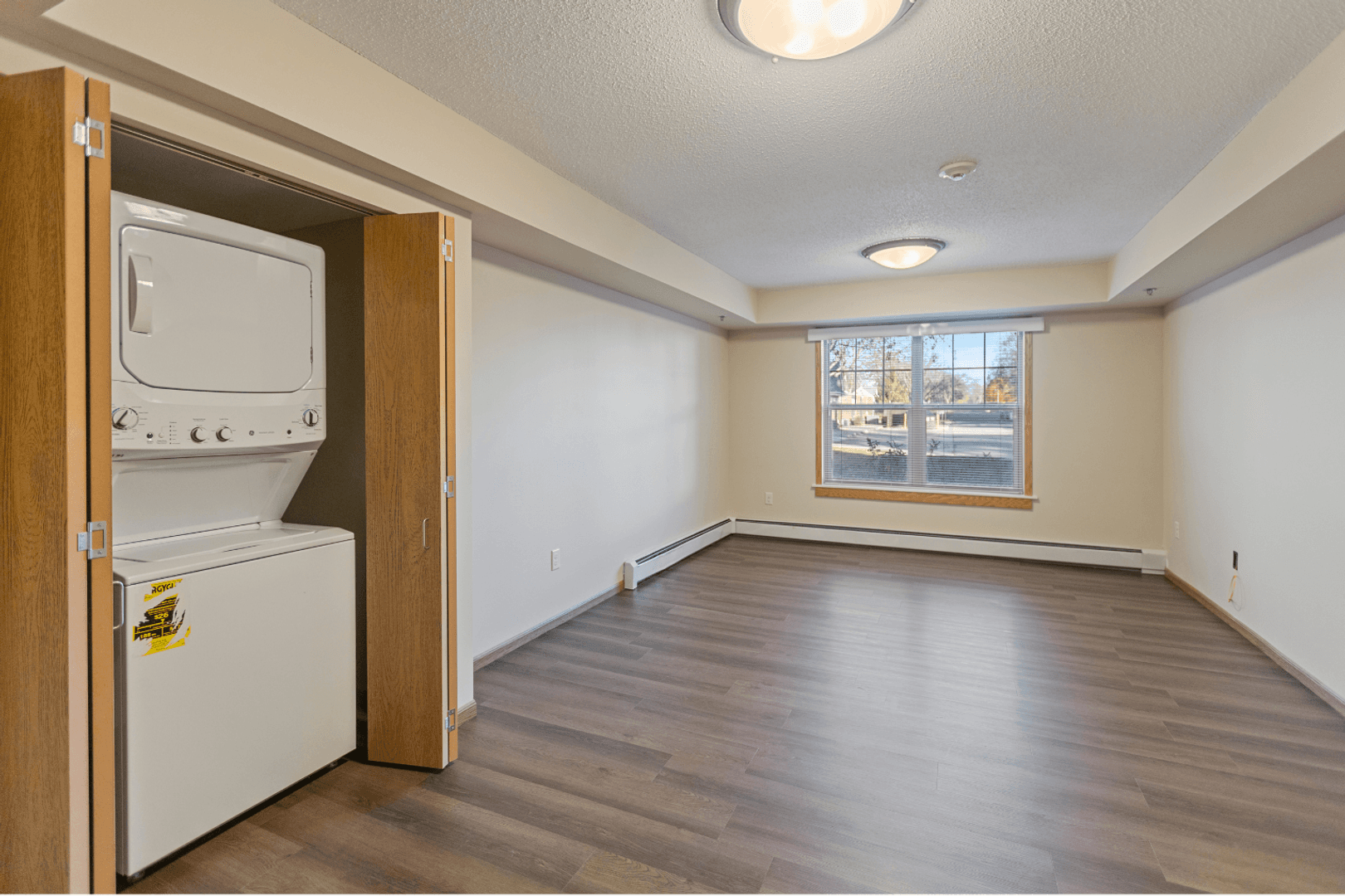 Kenyon Apartment: 215 Huseth Street