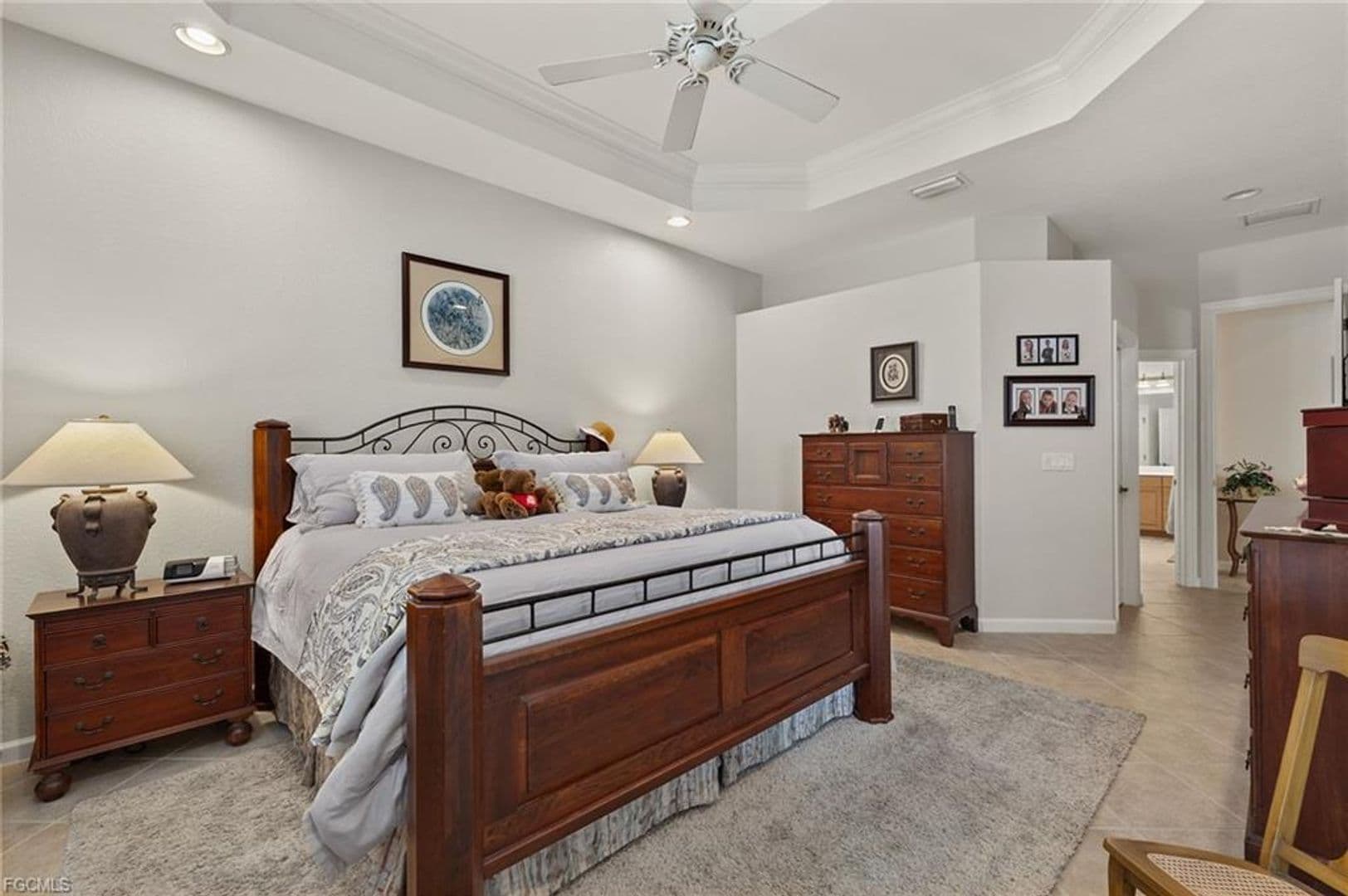 FORT MYERS House: 8872 KING HENRY CT