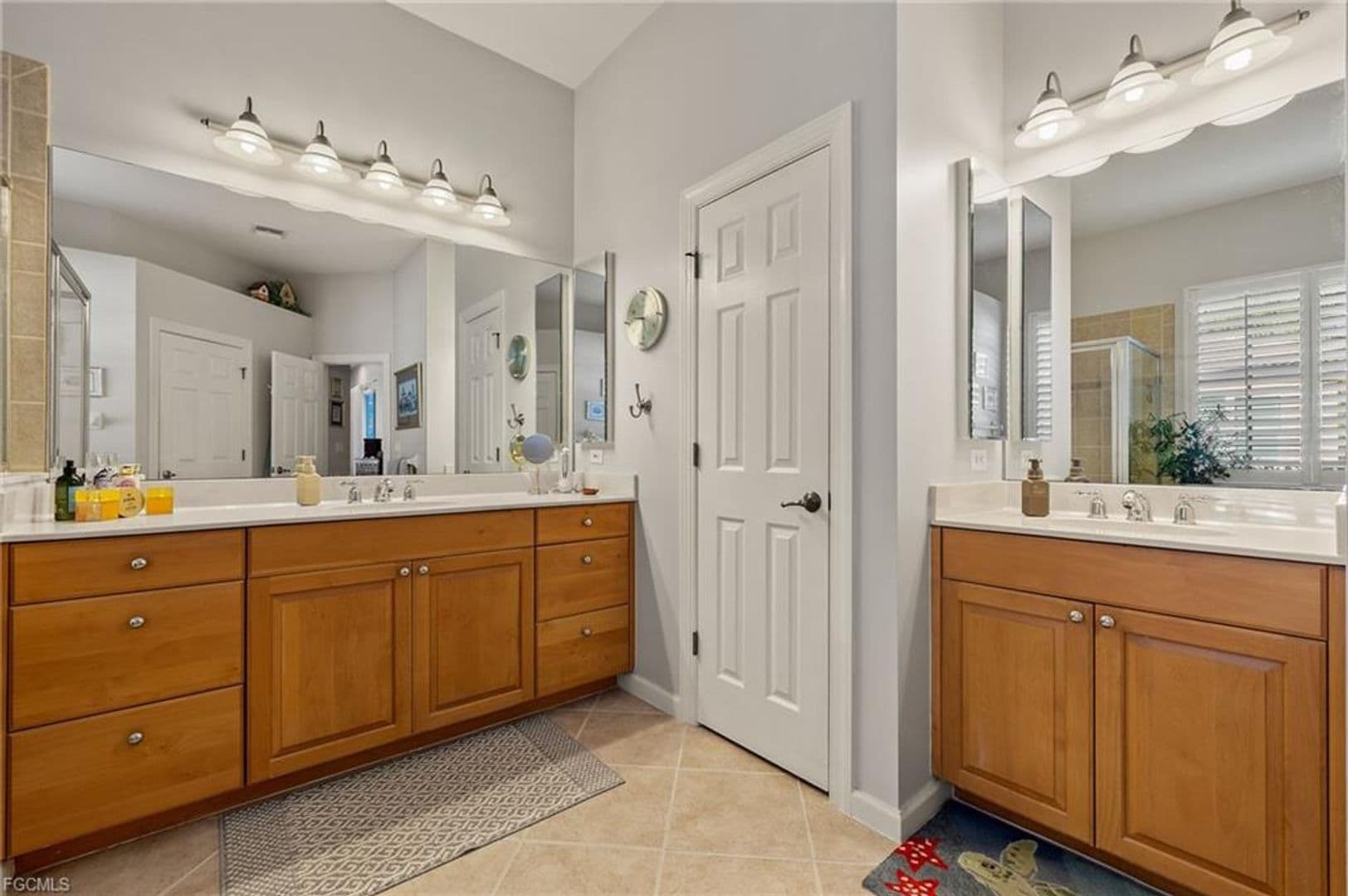 FORT MYERS House: 8872 KING HENRY CT