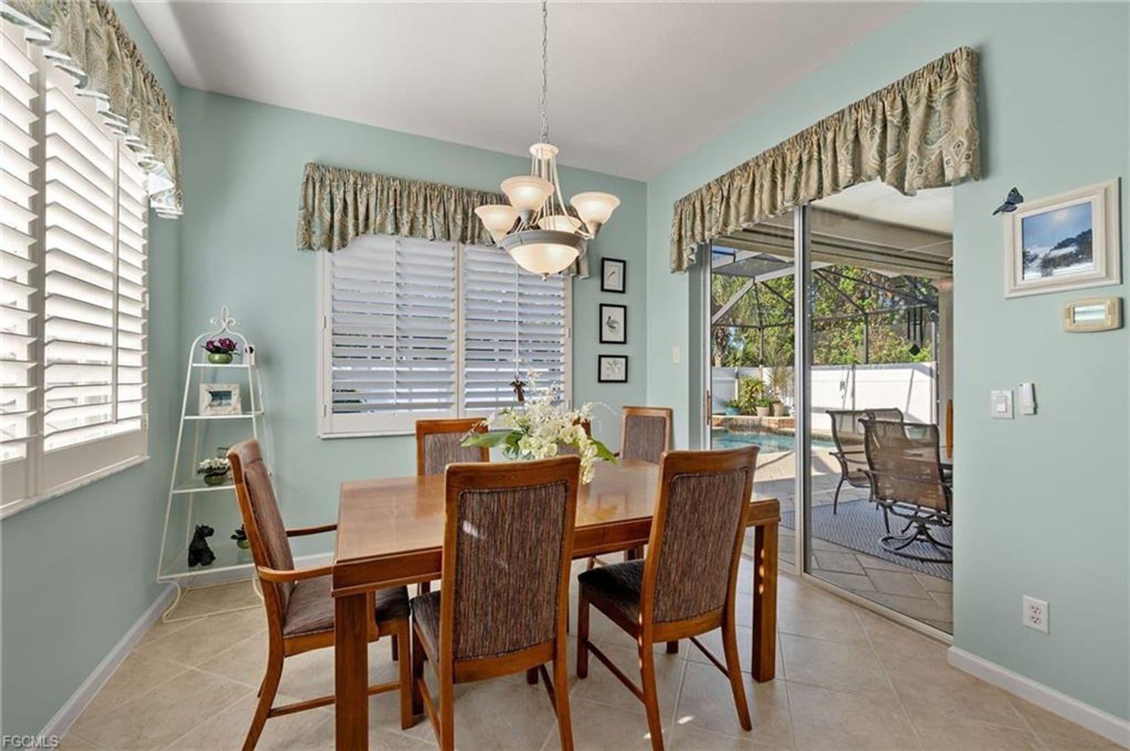 FORT MYERS House: 8872 KING HENRY CT