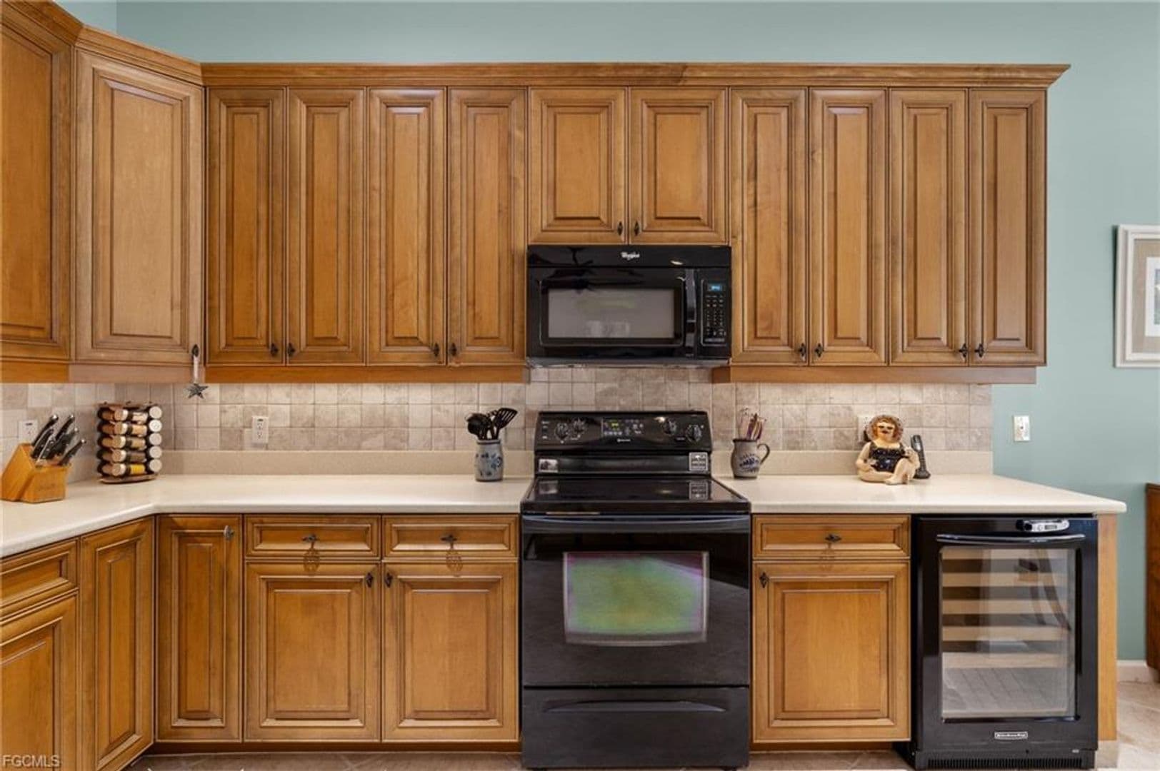 FORT MYERS House: 8872 KING HENRY CT