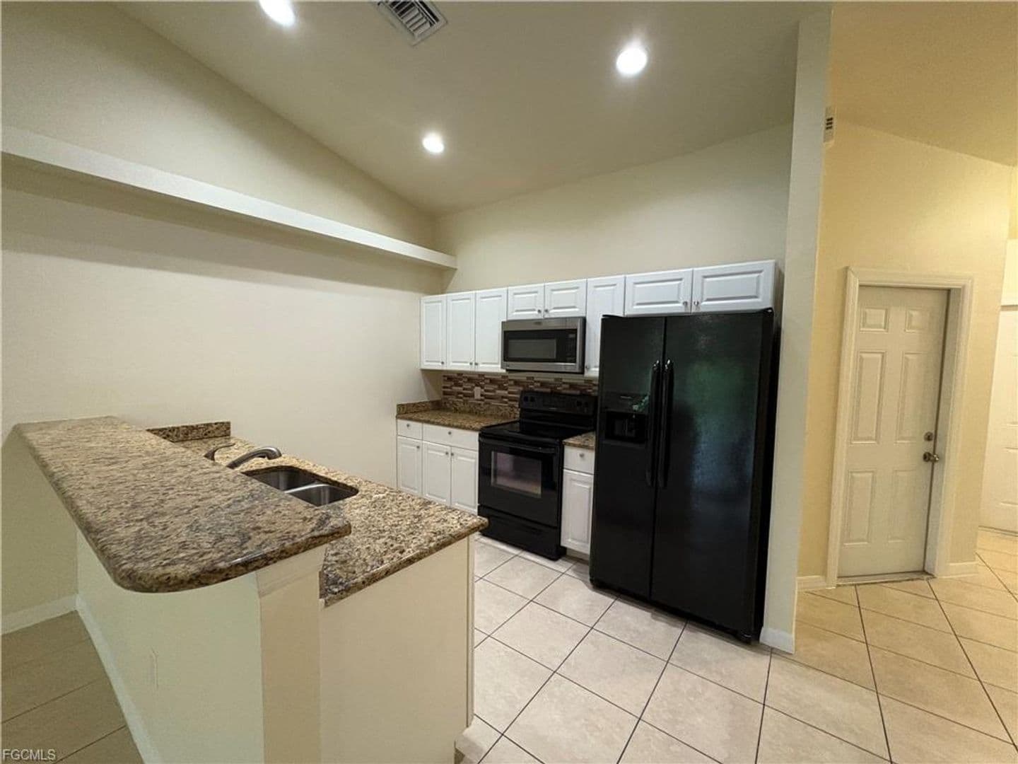 Cape Coral House: 1422 SW 47th Ter