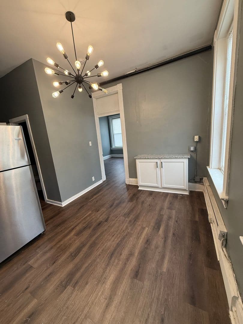 Cincinnati Apartment: 2584 W. McMicken