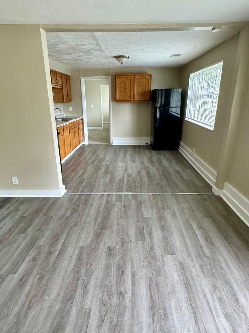 Cincinnati Apartment: 2200 Bremont Ave