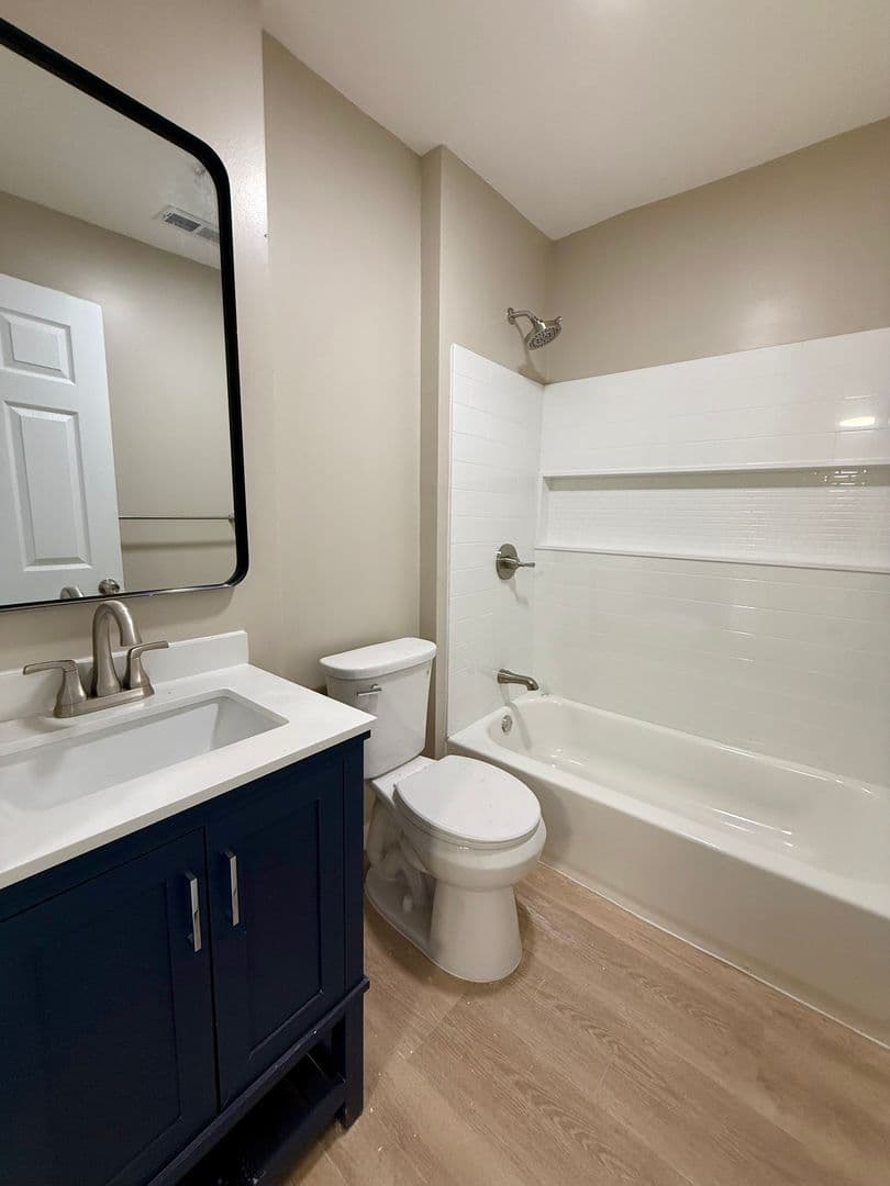 Cincinnati Apartment: 2582 W. McMicken