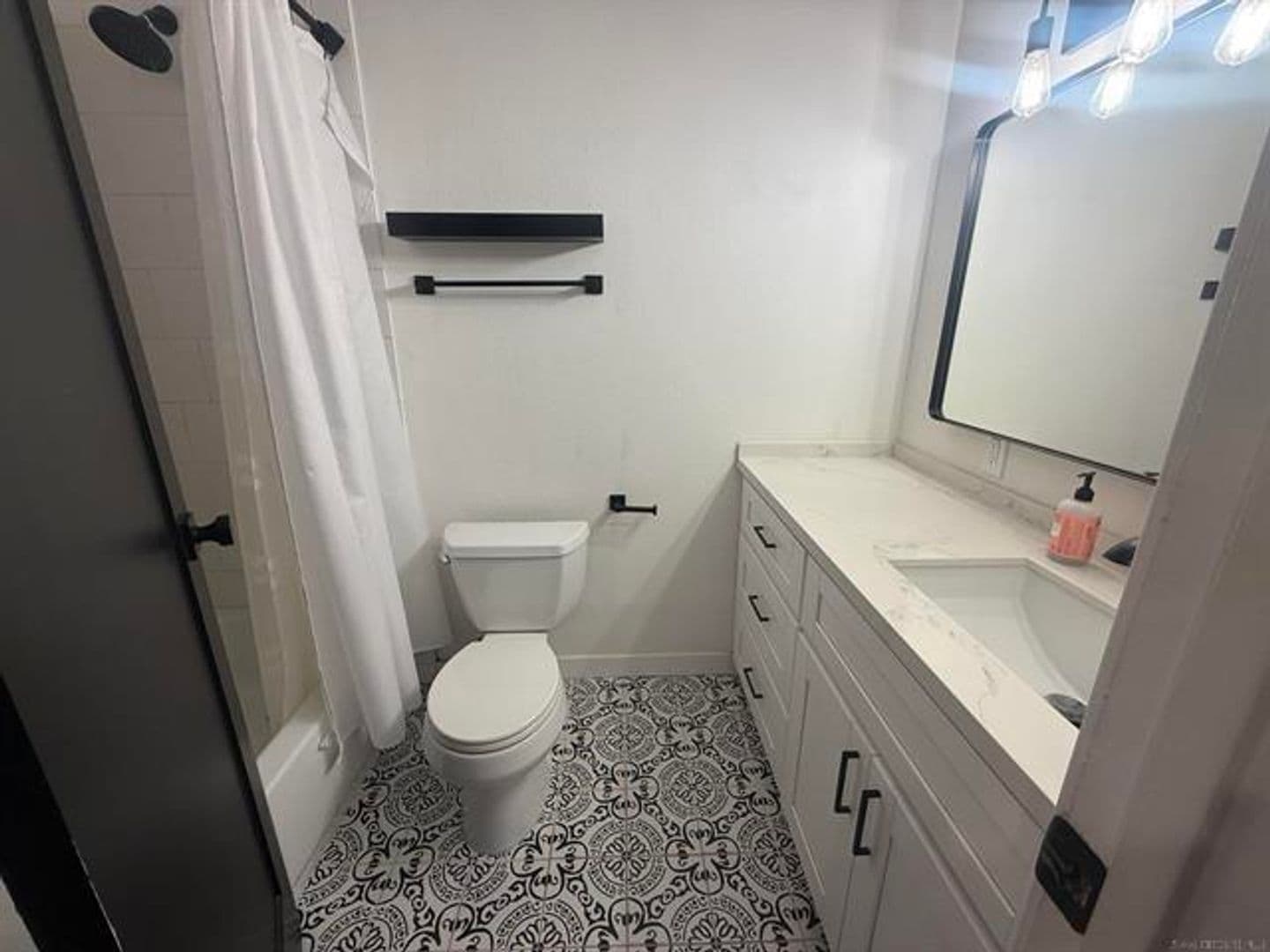 San Diego Condo: 5462 Adobe Falls Rd #11