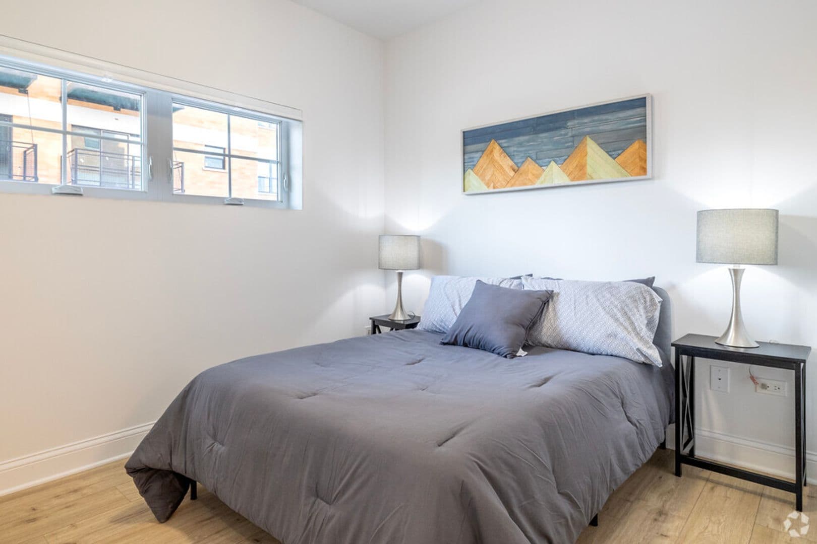 Mundelein Apartment: 200 Anthony Ave