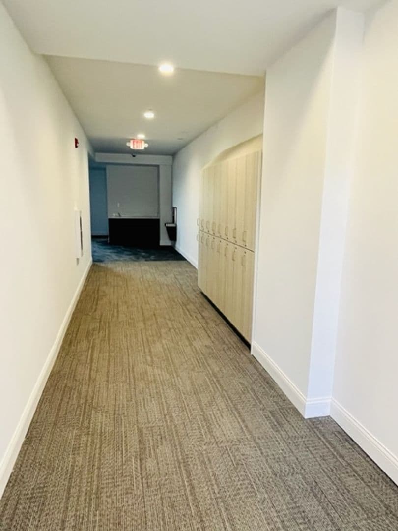 Mundelein Apartment: 250 Anthony Ave
