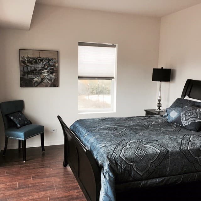 Mundelein Apartment: 301 Mckinley