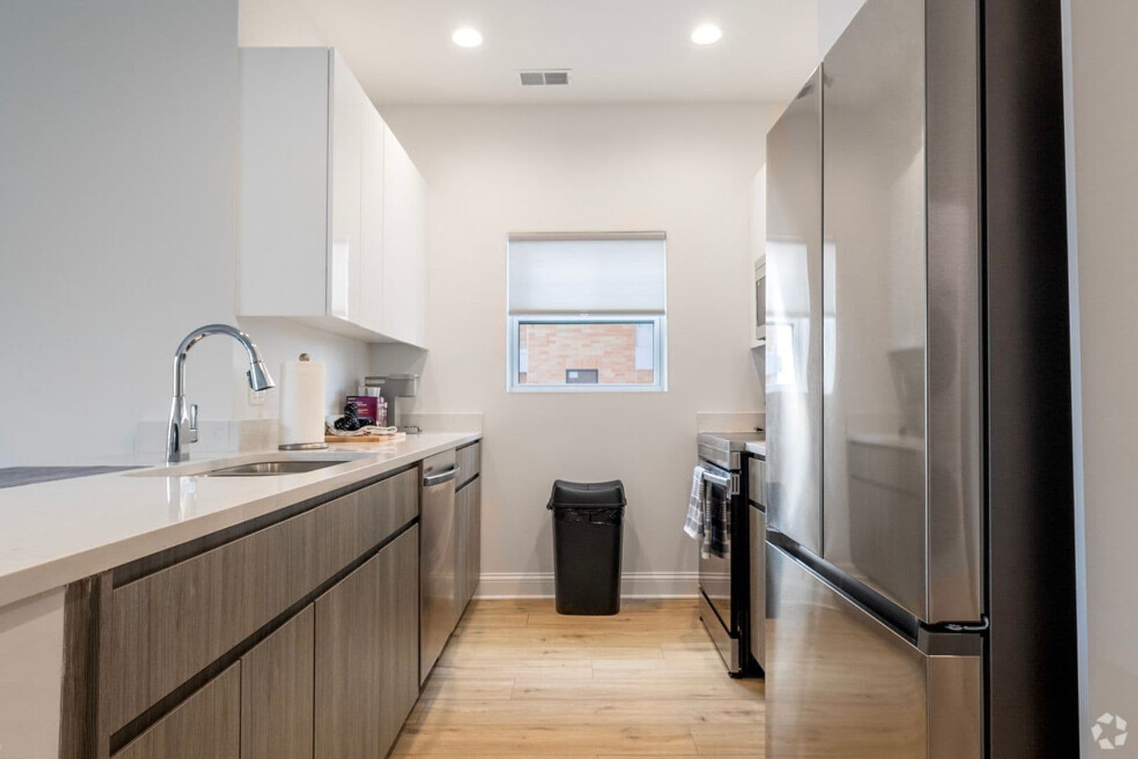 Mundelein Apartment: 200 Anthony Ave