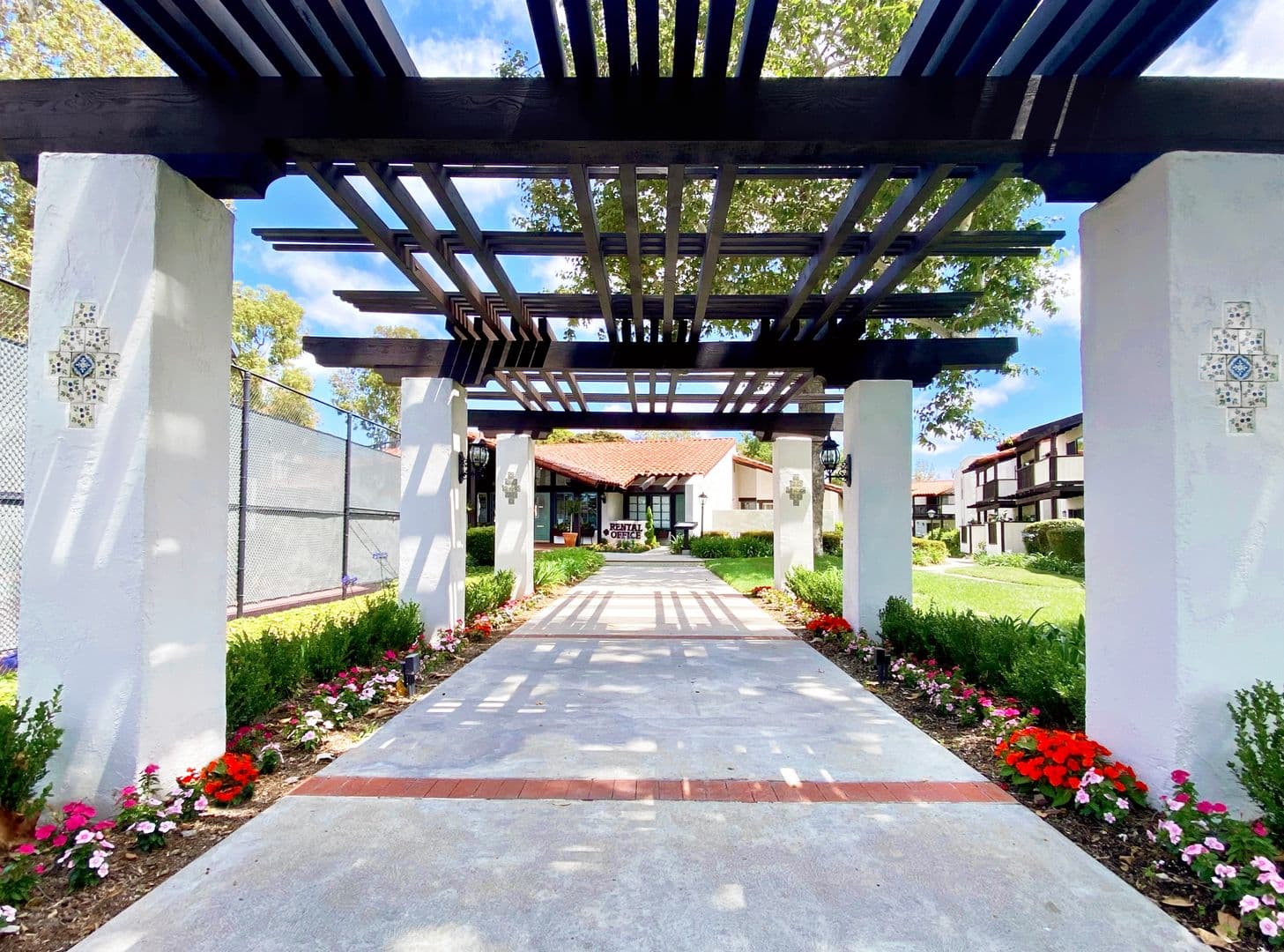Westminster Apartment: 15130 Brookhurst Street