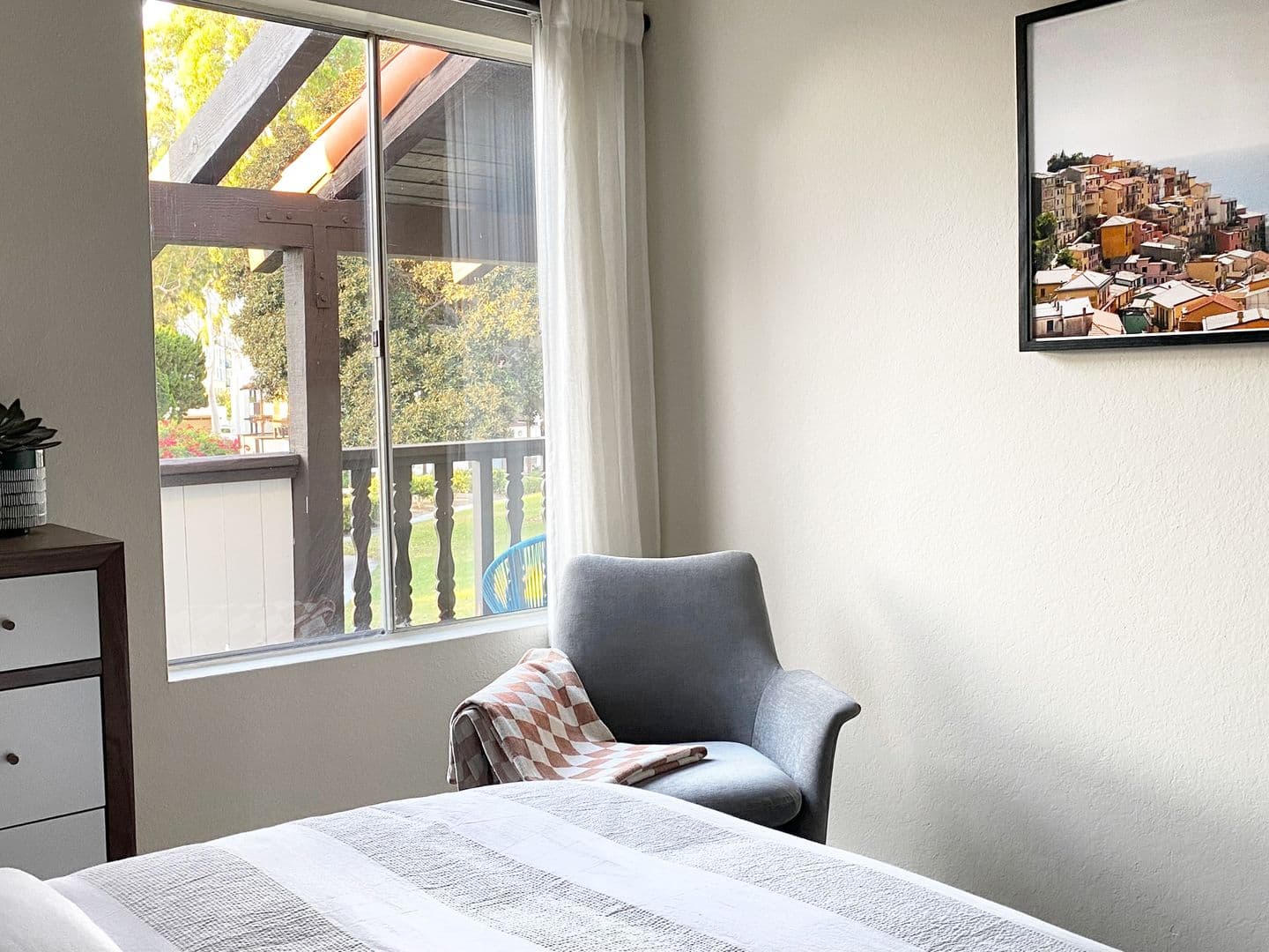 Westminster Apartment: 15130 Brookhurst Street