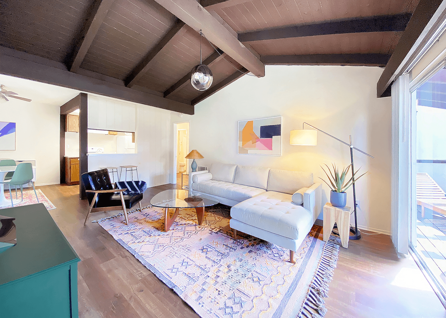 Westminster Apartment: 15130 Brookhurst Street