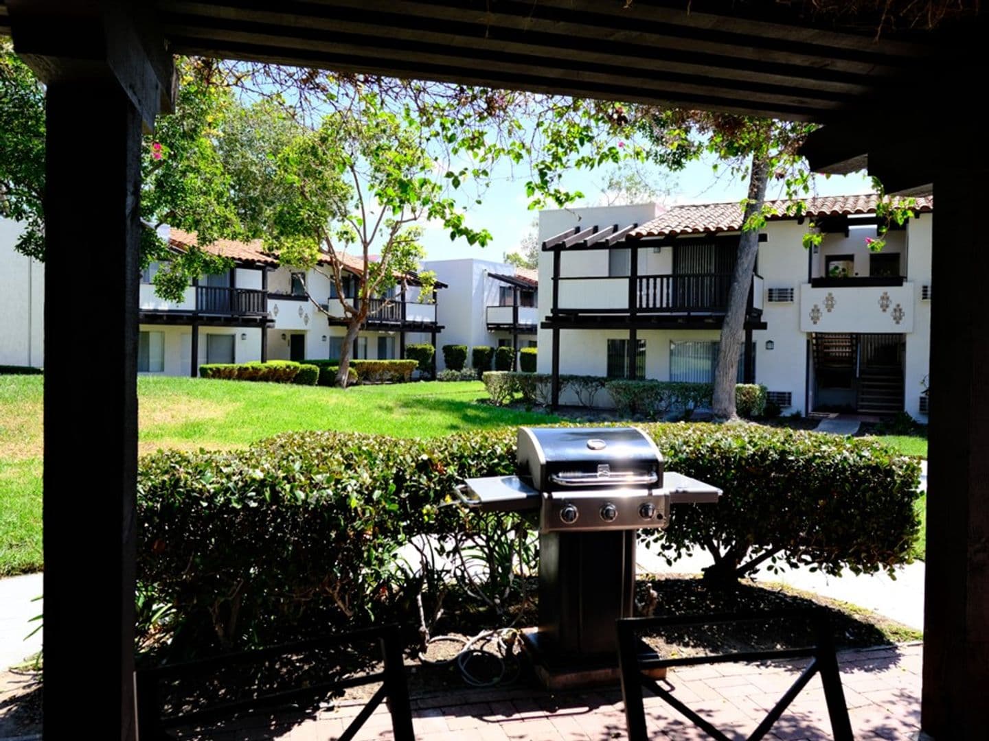 Westminster Apartment: 15130 Brookhurst Street