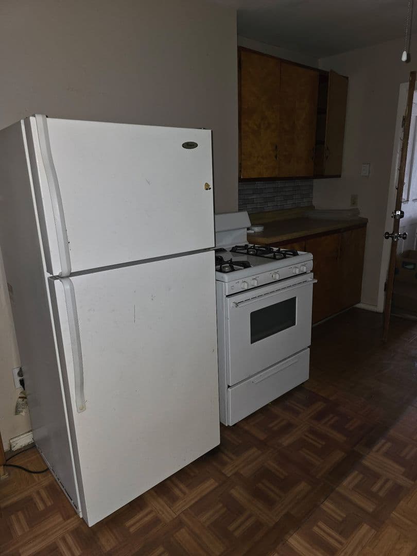 Cohoes Apartment: 3 Olmstead Street
