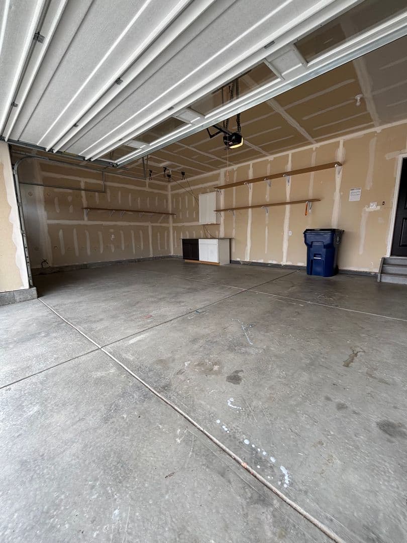 Johnstown House: 892 Crestone St