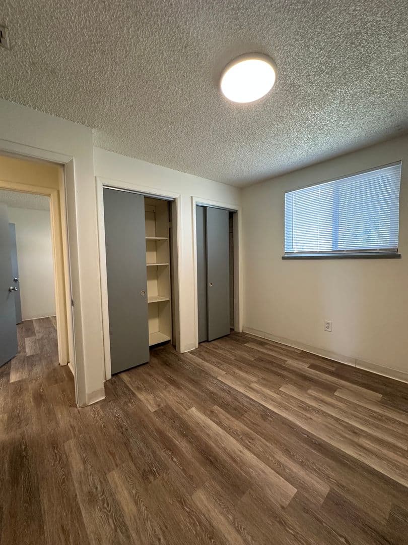 Greeley Apartment: 2011 5th Avenue