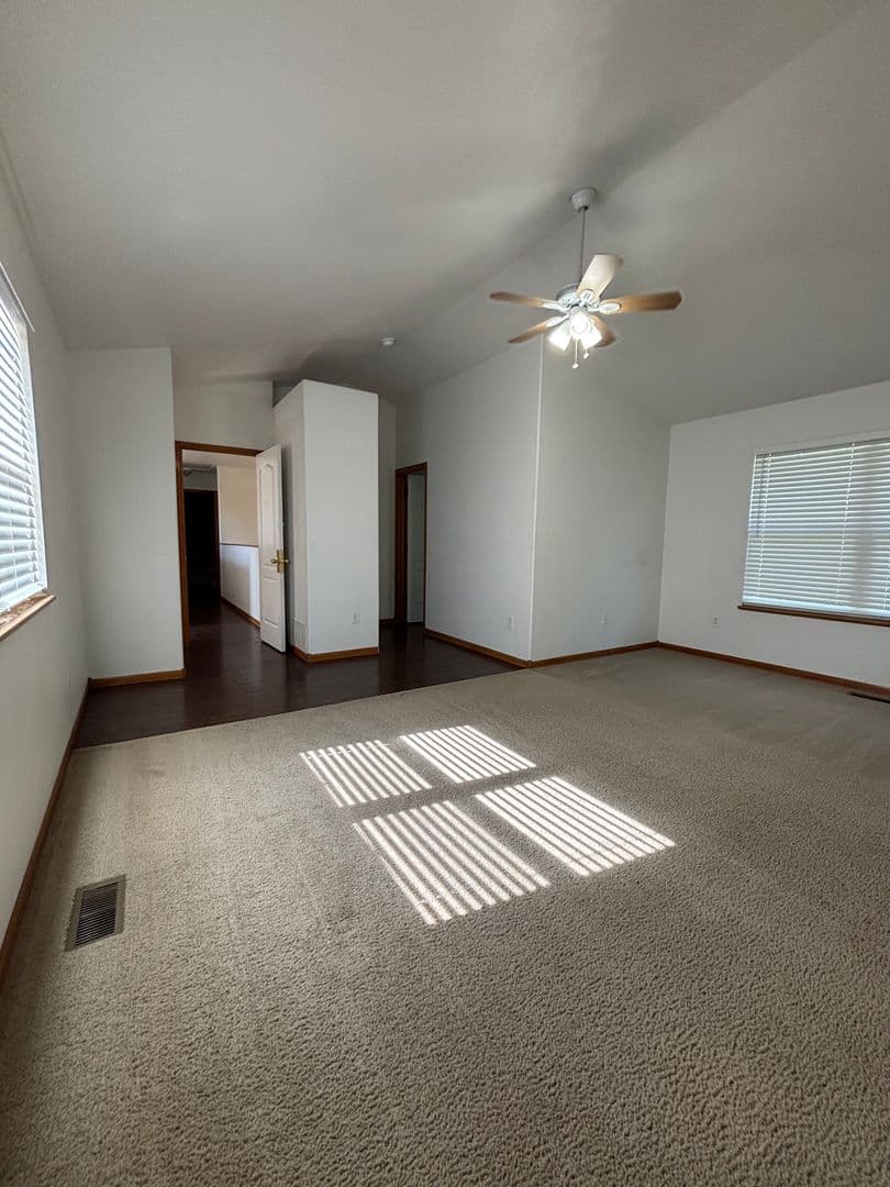 Johnstown House: 1216 Mountview Drive