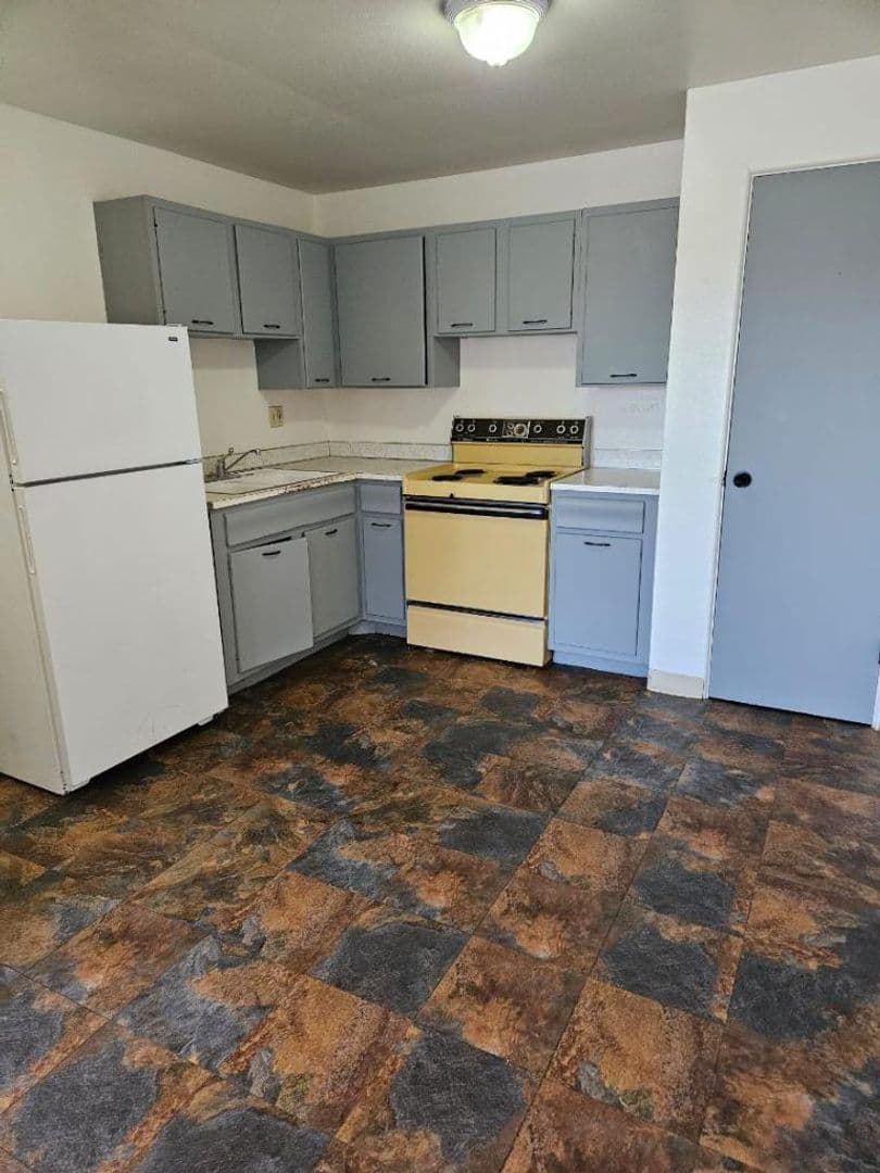 Greeley Apartment: 2007-2019 4th Avenue
