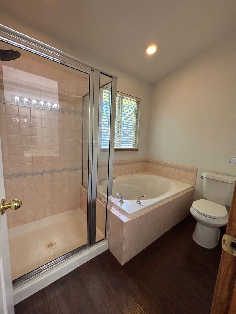 Johnstown House: 1216 Mountview Drive
