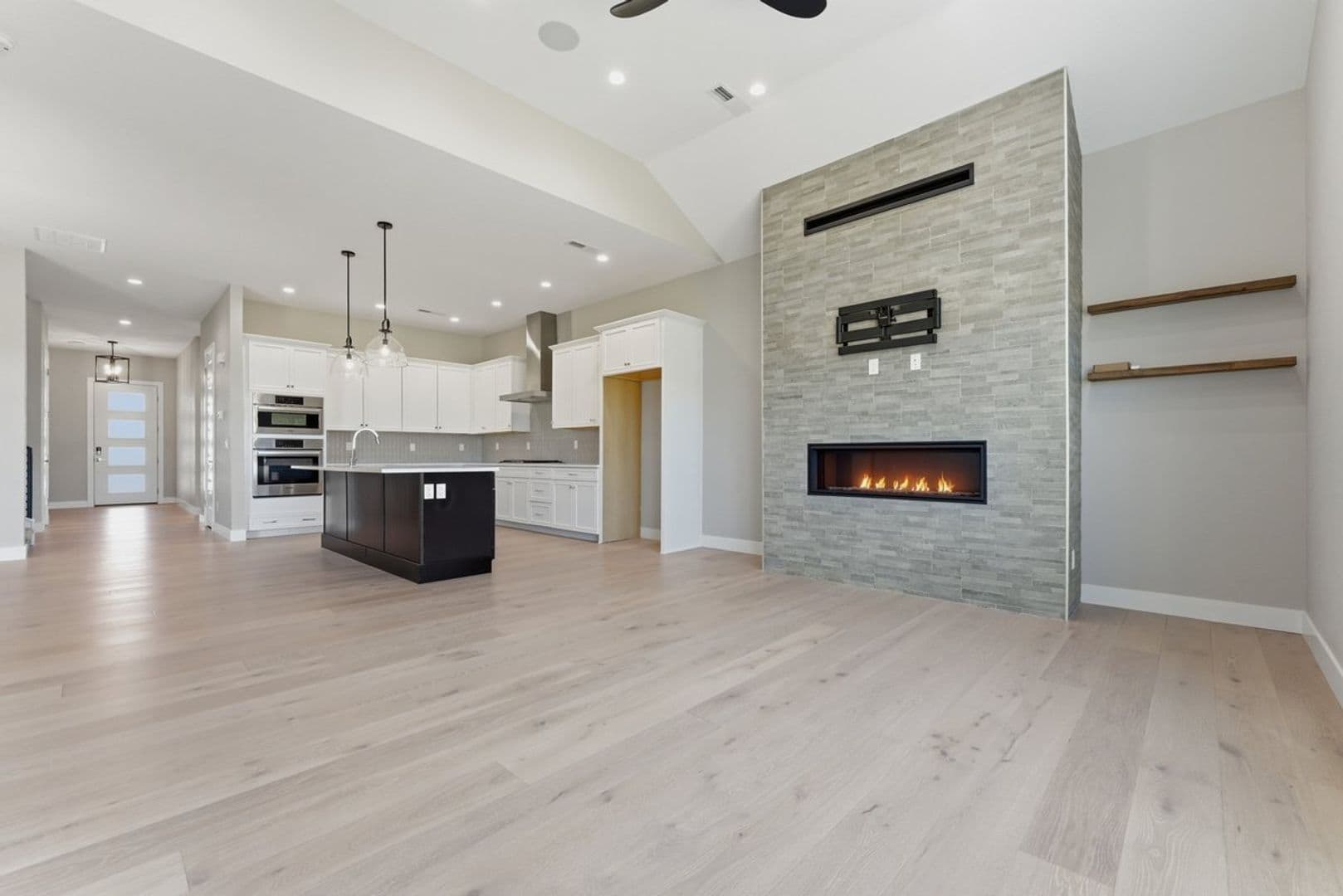 Windsor House: 1768 Barefoot Drive