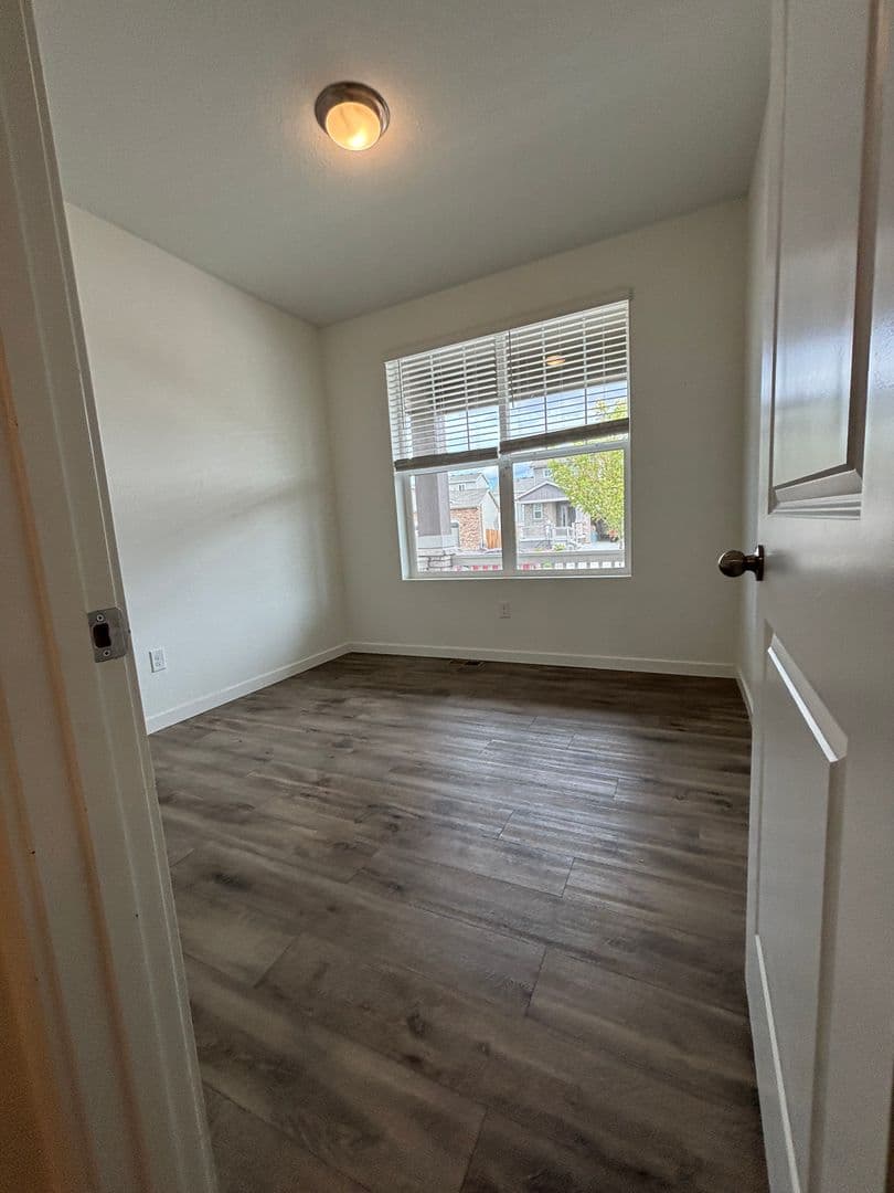 Johnstown House: 892 Crestone St