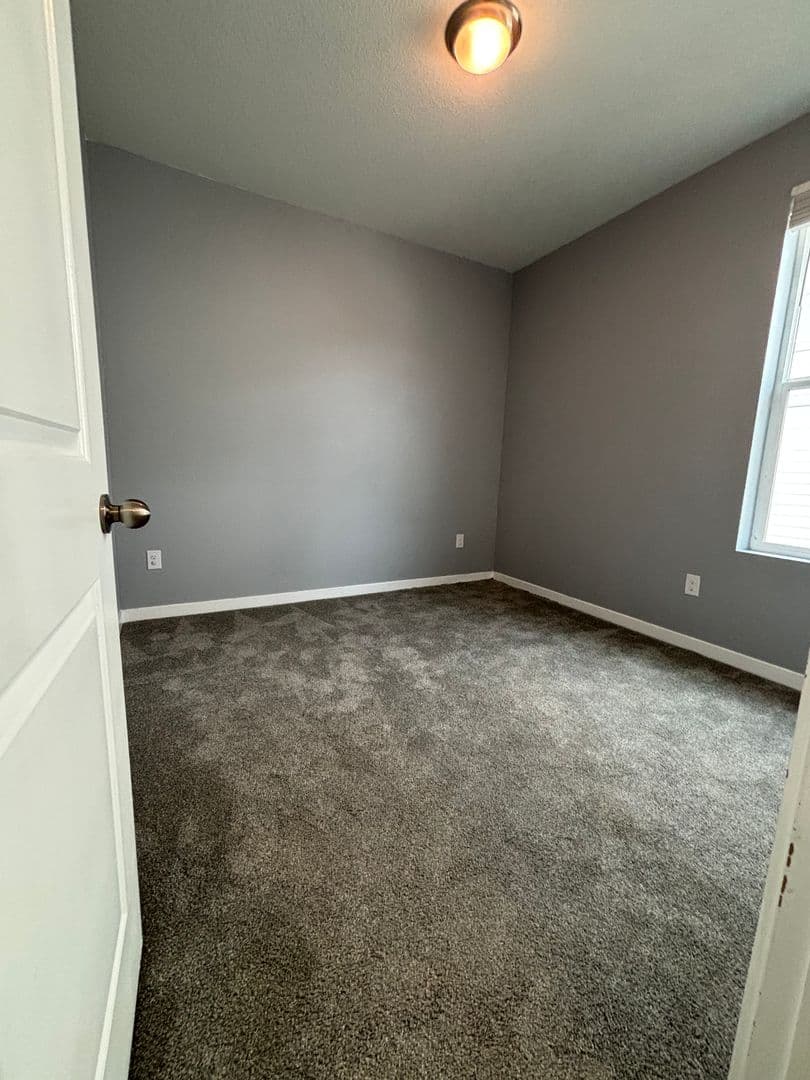 Johnstown House: 892 Crestone St