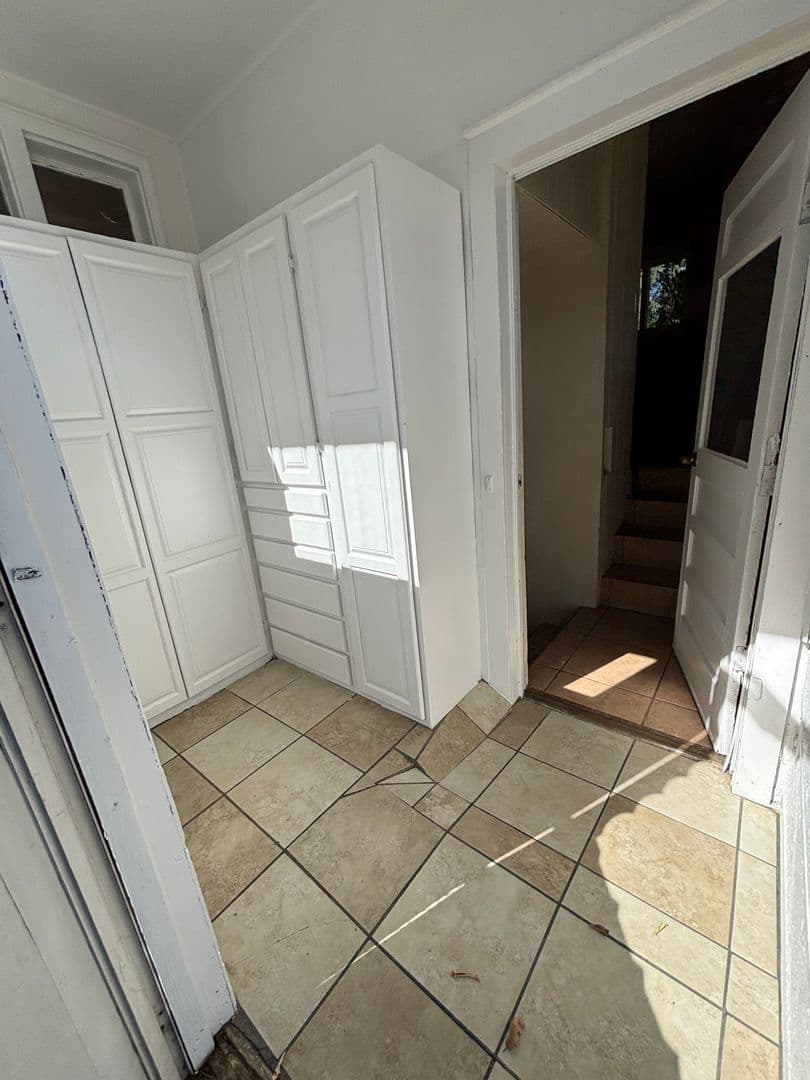 Greeley House: 3220 47th Avenue