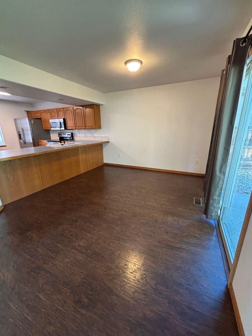 Johnstown House: 1216 Mountview Drive