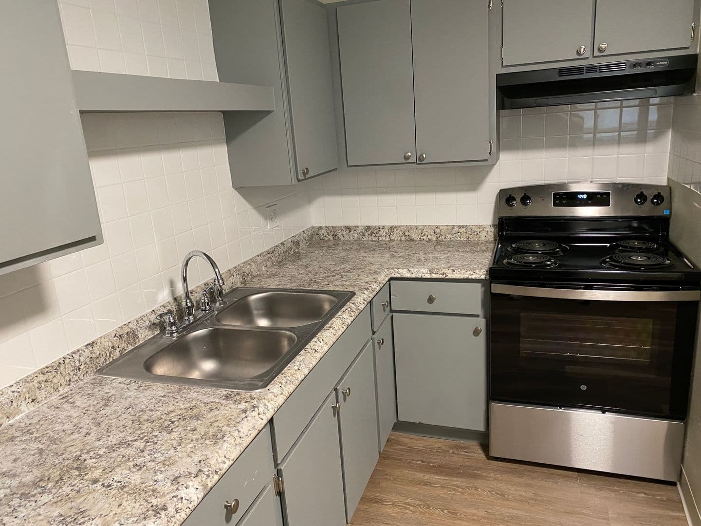 Greeley Apartment: 2011 5th Avenue