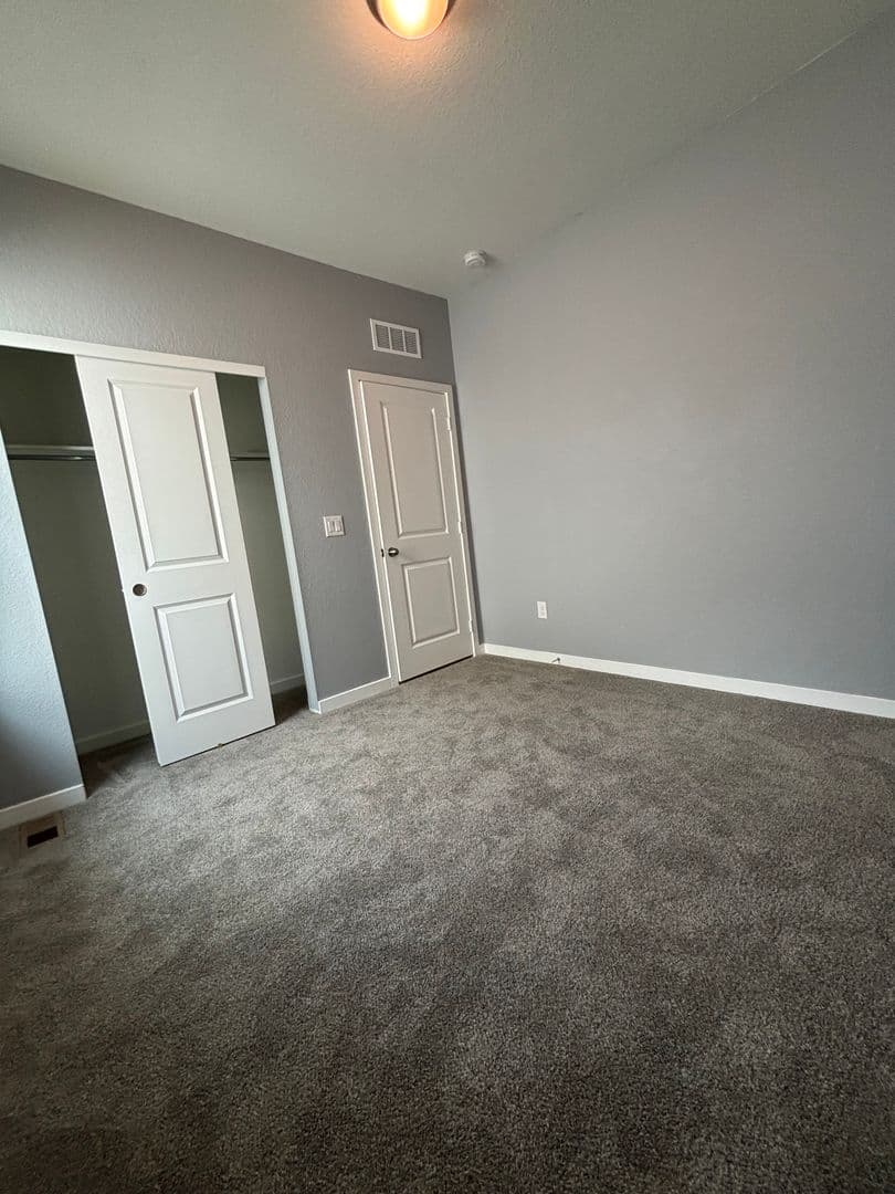Johnstown House: 892 Crestone St