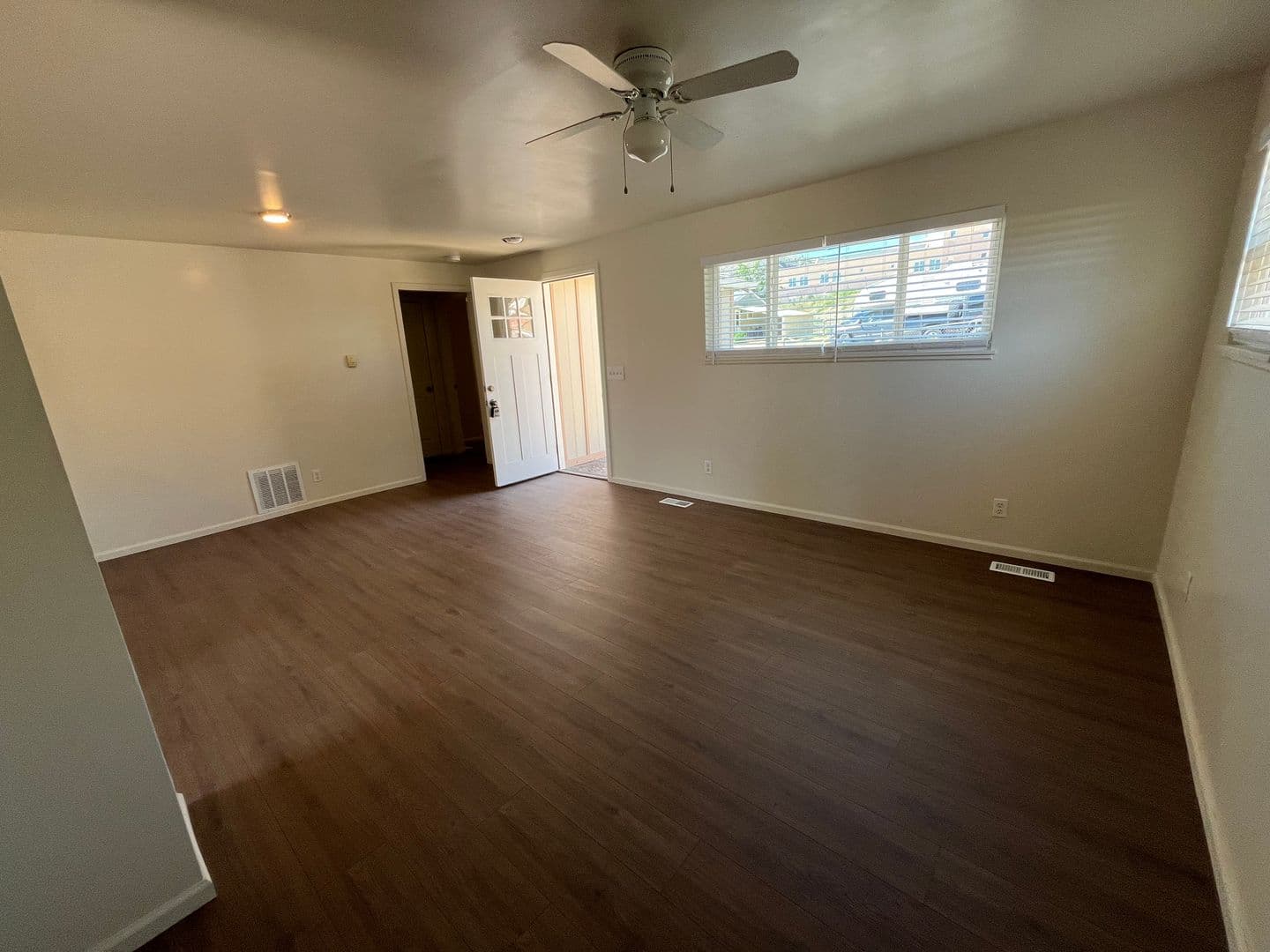 Golden Apartment: 215 Cheyenne St