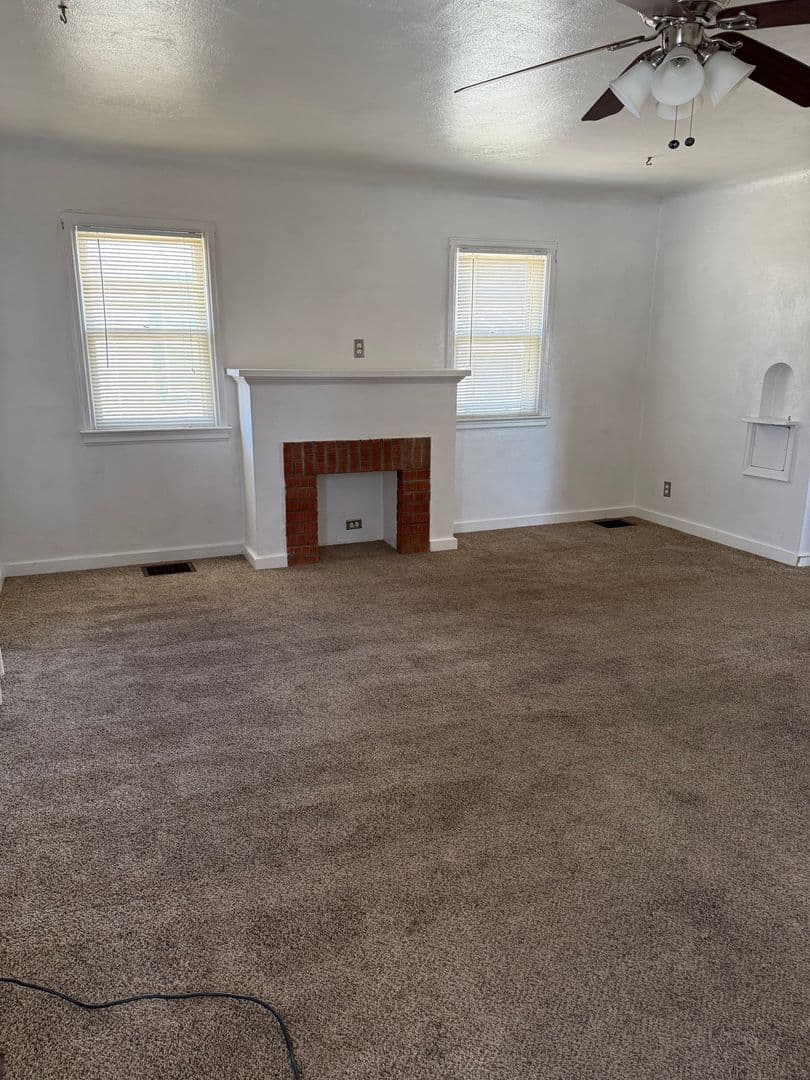 Greeley Apartment: 2224 9th Ave