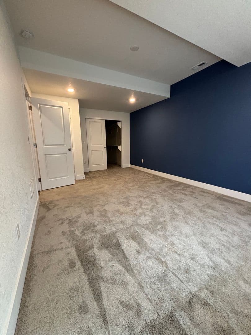 Johnstown House: 892 Crestone St