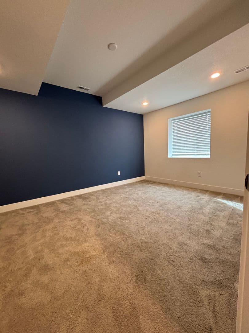 Johnstown House: 892 Crestone St