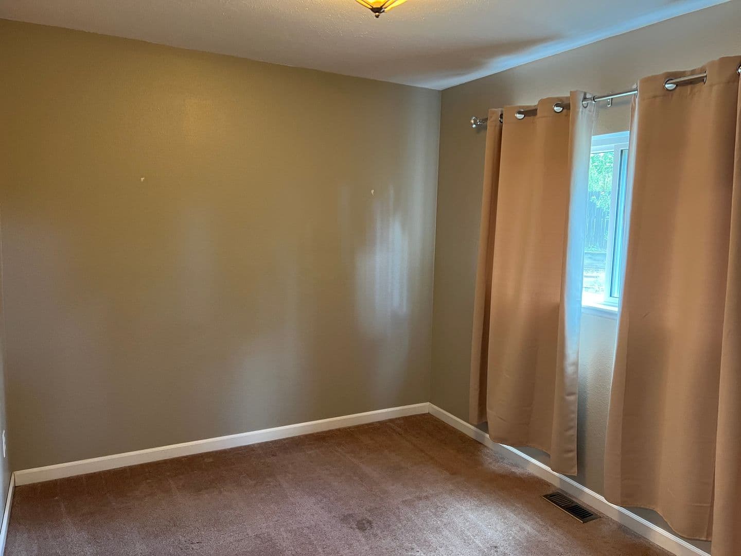 Fort Collins House: 2501 Charolais Dr