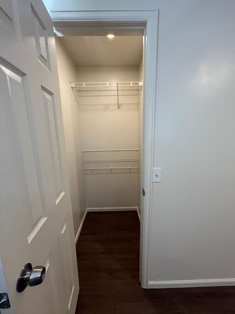 Golden Apartment: 215 Cheyenne St