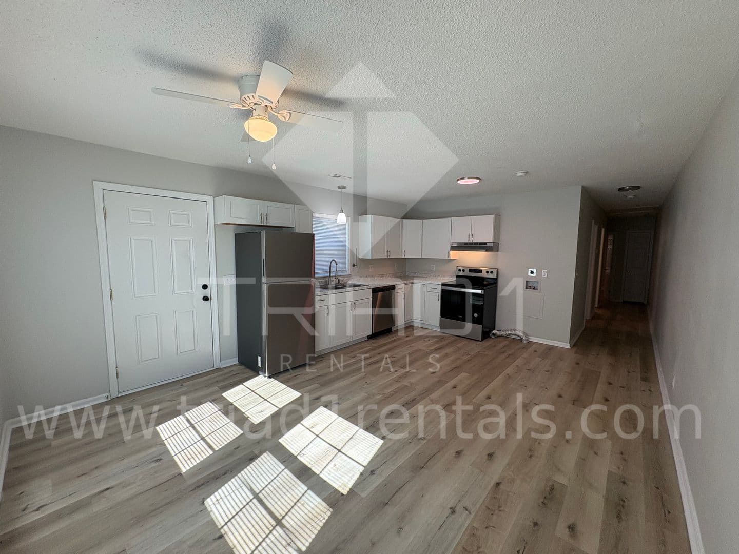 Greensboro Apartment: 1001 E Bragg St.