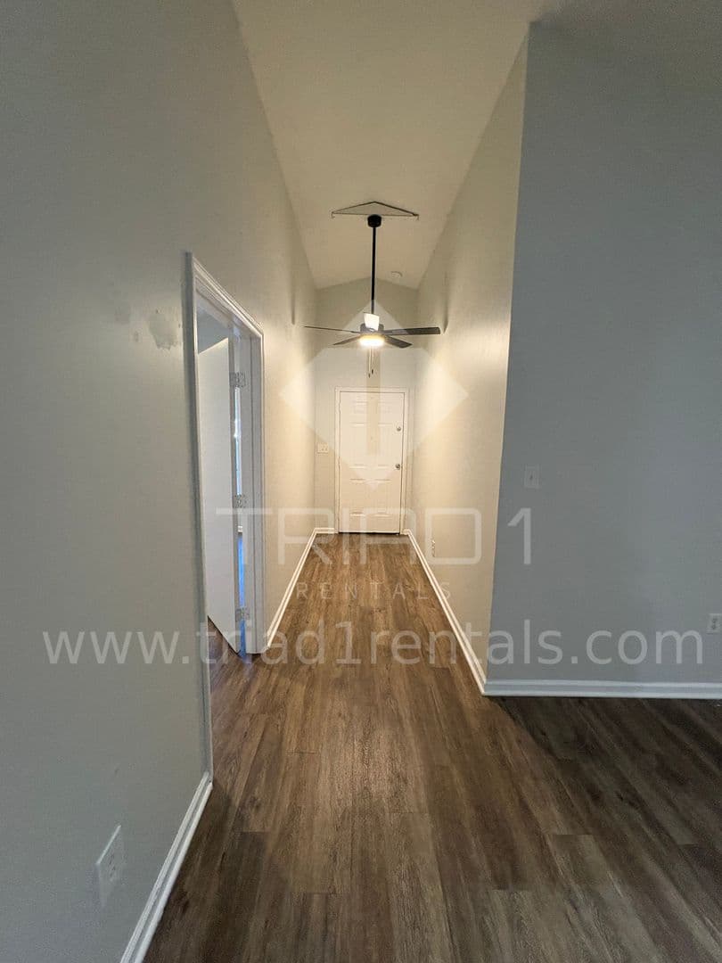 Greensboro Apartment: 3600 Mosby Dr.