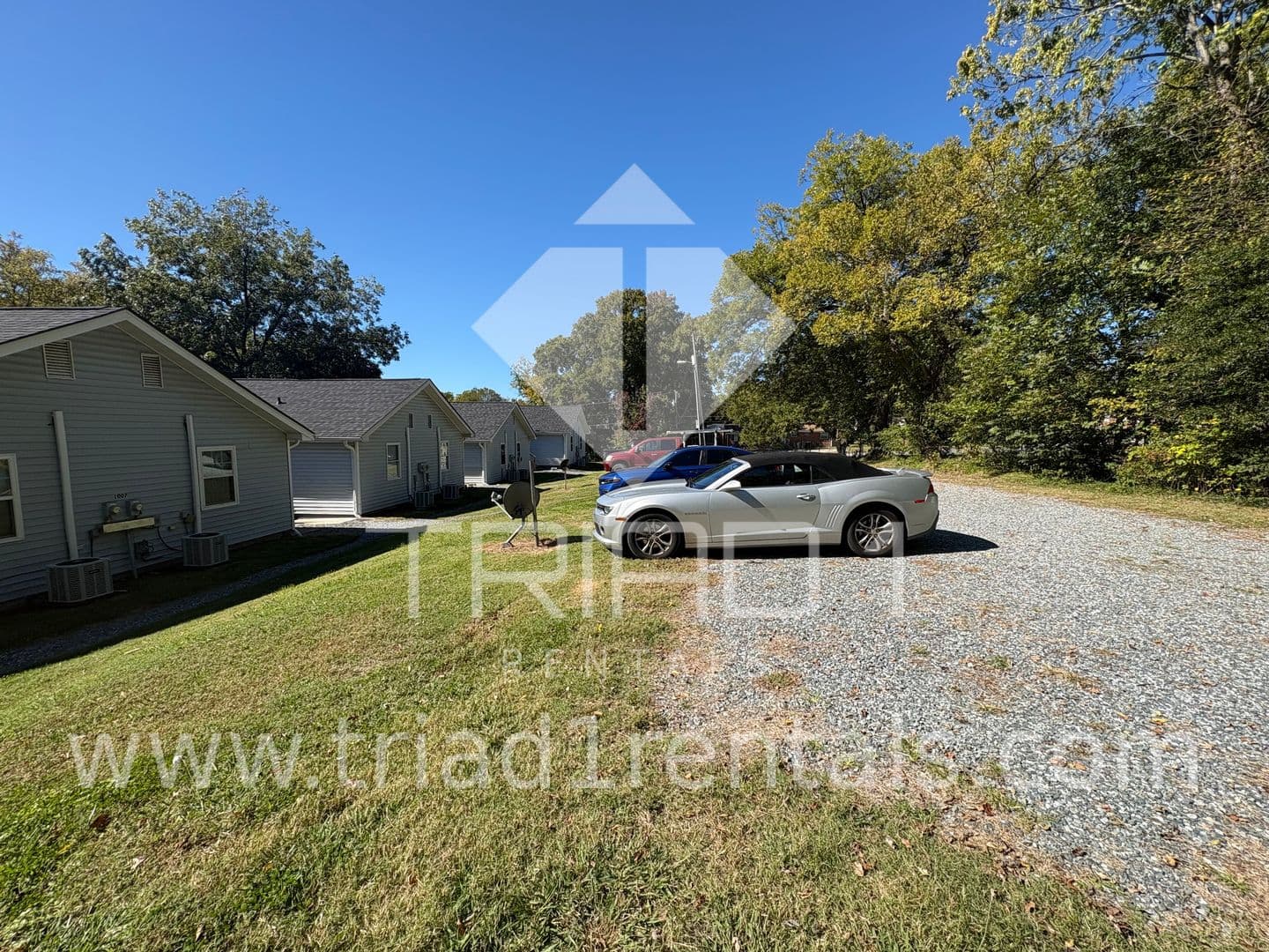 Greensboro Apartment: 1001 E Bragg St.