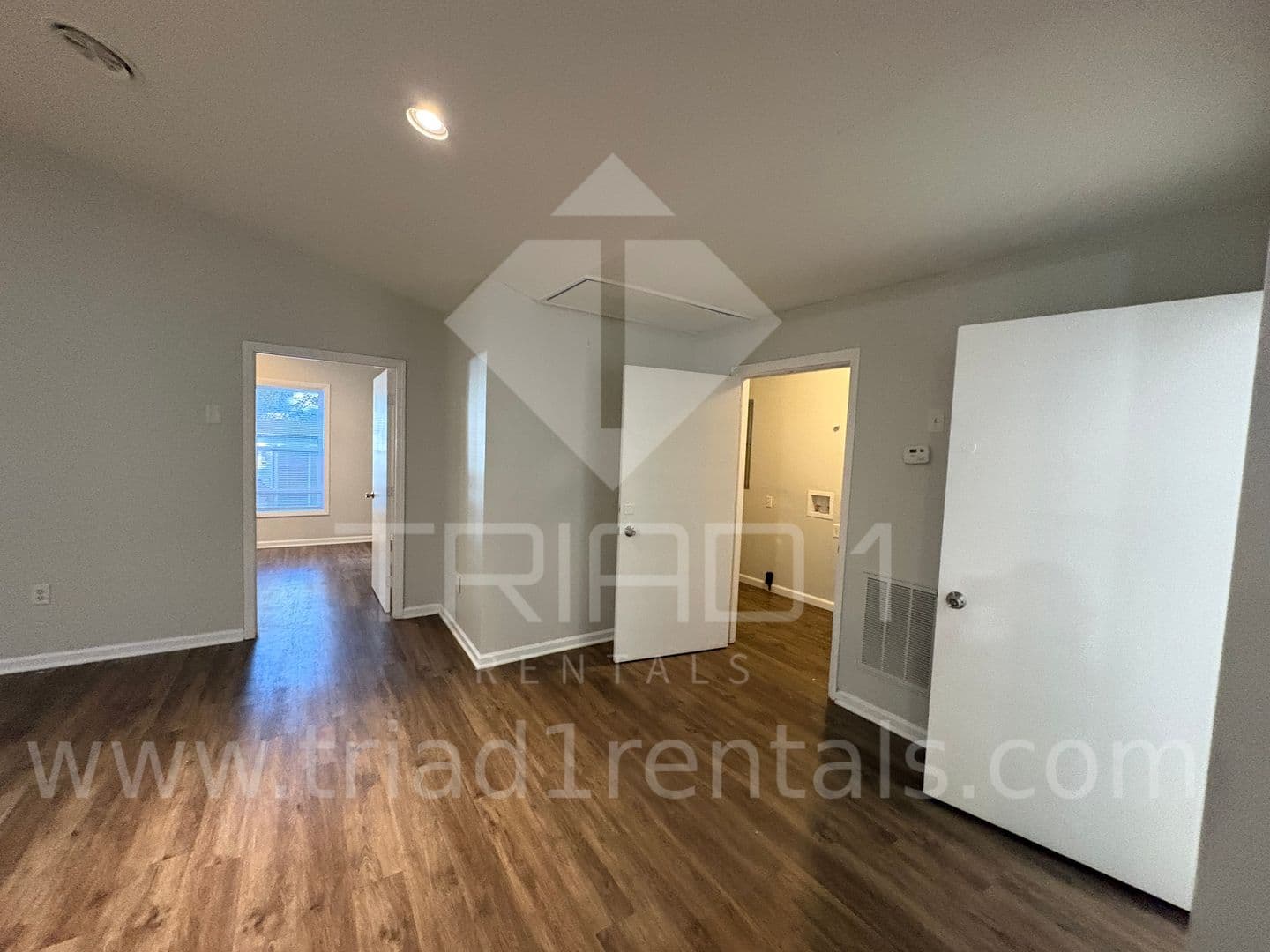 Greensboro Apartment: 3600 Mosby Dr.