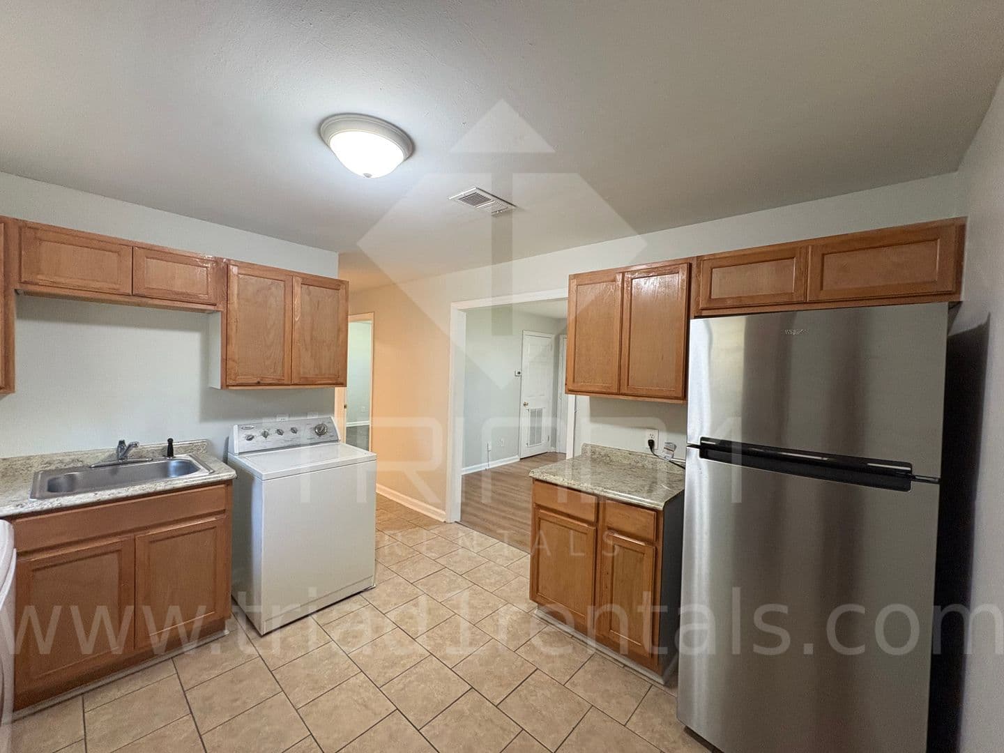 Greensboro Apartment: 803 Oak St.